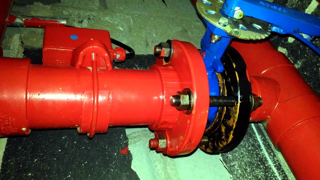 Corredor Técnico — Sinalização de Emergência